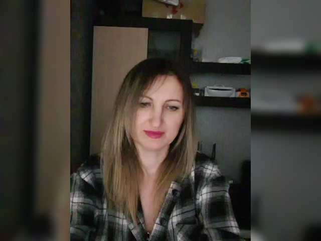 Nushka1939's BongaCams show and profile