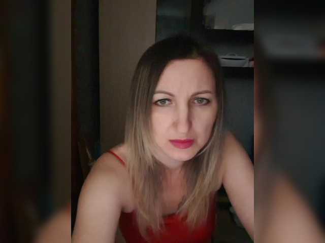 Nushka1939 — I'll play with sour close-up