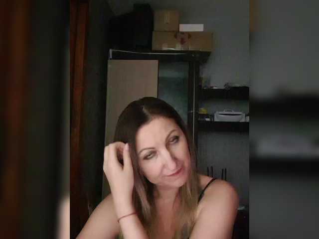 Nushka1939's BongaCams show and profile