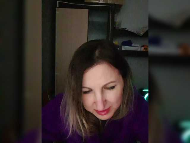 Nushka1939's BongaCams show and profile