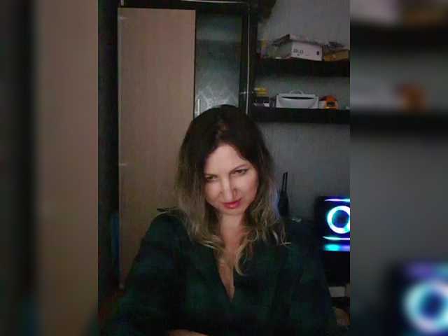 Nushka1939's BongaCams show and profile