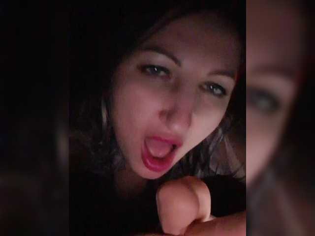 Nushka1939's BongaCams show and profile