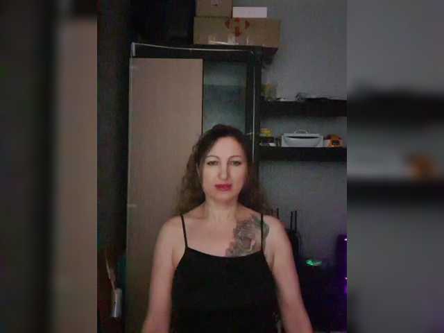 Nushka1939's BongaCams show and profile