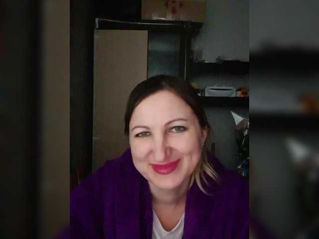 Nushka1939's BongaCams show and profile