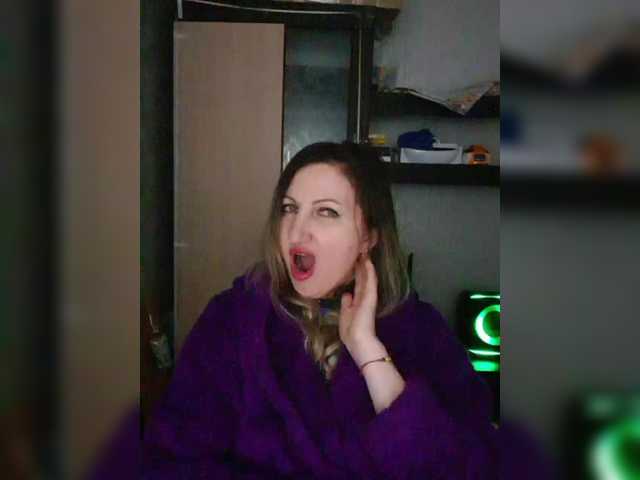 Nushka1939's BongaCams show and profile