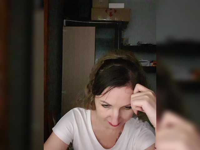 Nushka1939's BongaCams show and profile