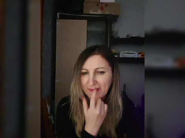 Nushka1939's BongaCams show and profile