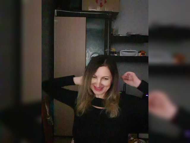 Nushka1939's BongaCams show and profile