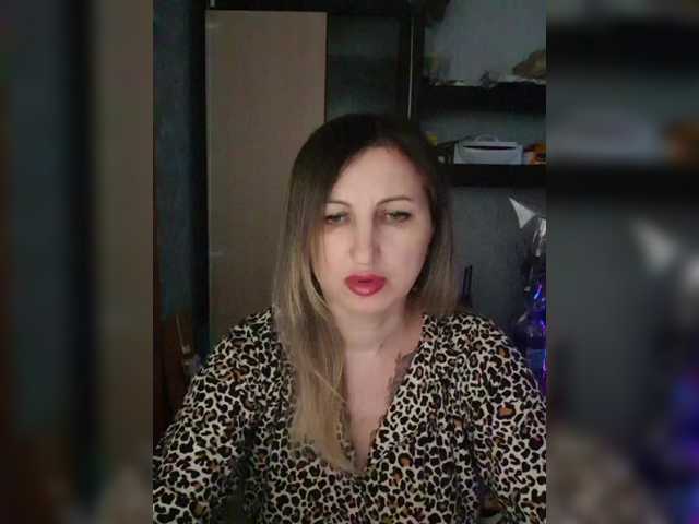 Nushka1939's BongaCams show and profile