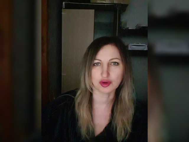 Nushka1939's BongaCams show and profile