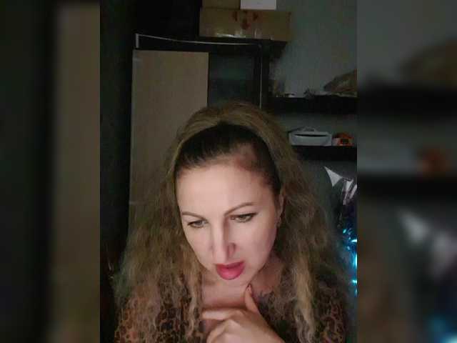 Nushka1939's BongaCams show and profile