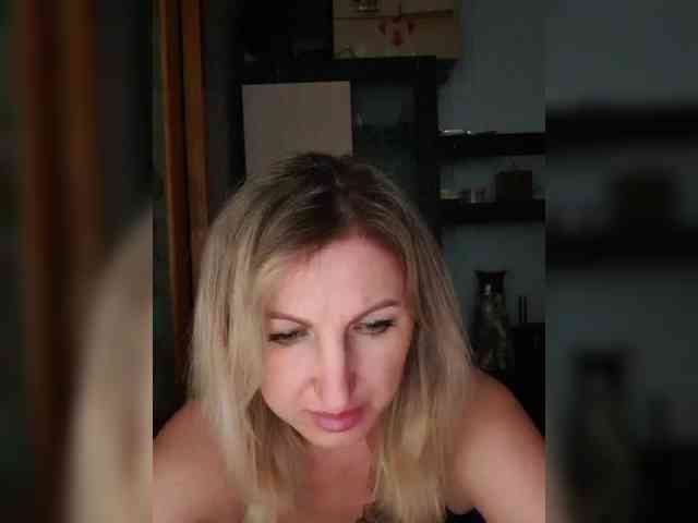 Nushka1984 webcam
