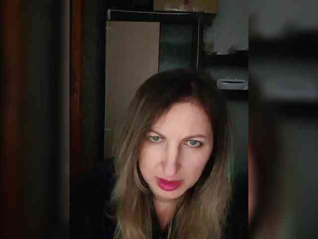 Nushka1939 Live Webcam on BongaCams