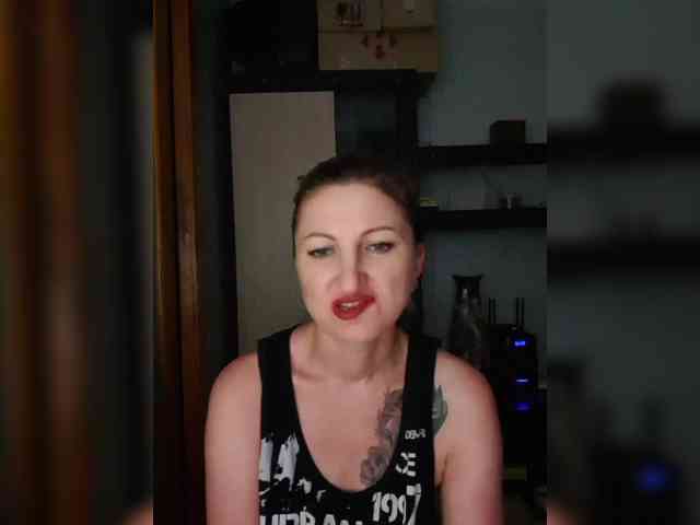 Nushka1984 webcam