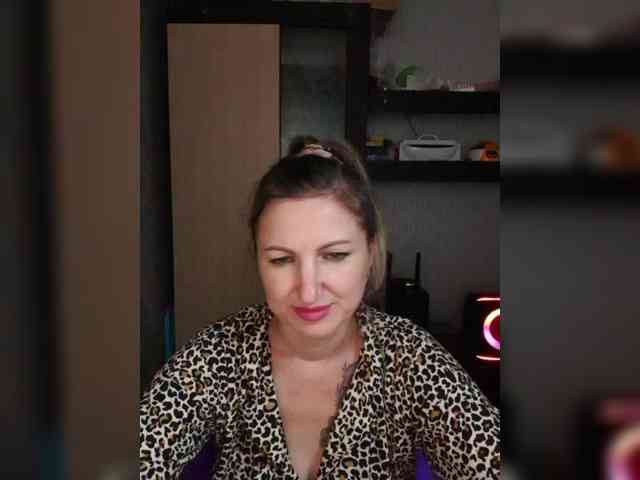 Nushka1984 webcam