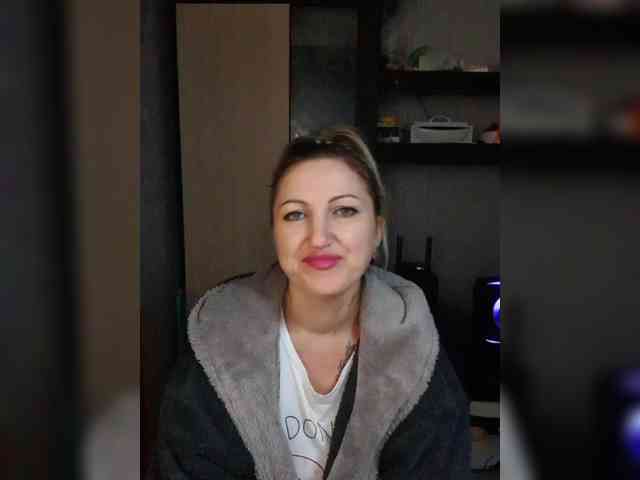 Nushka1984 webcam