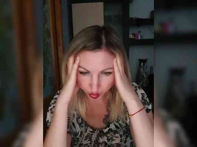 Nushka1984 webcam