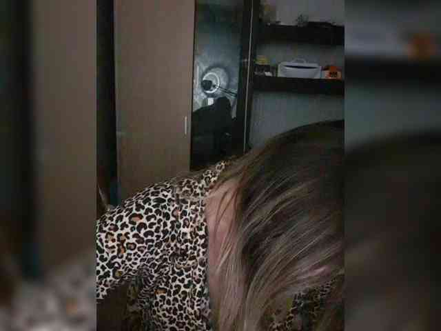 Nushka1939 Live Webcam on BongaCams