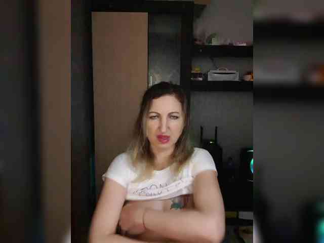Nushka1984 webcam