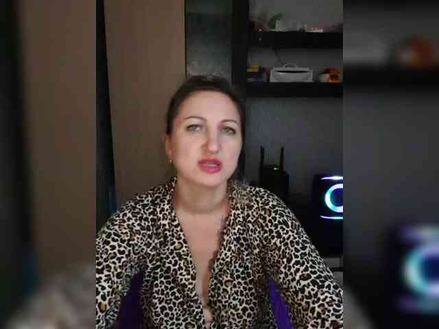 Nushka1984 webcam