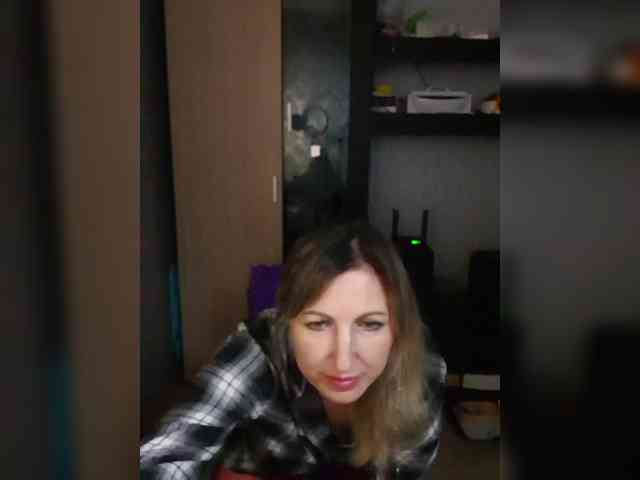 Nushka1984 webcam