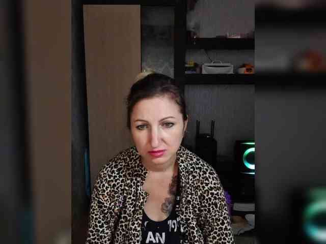 Nushka1984 webcam