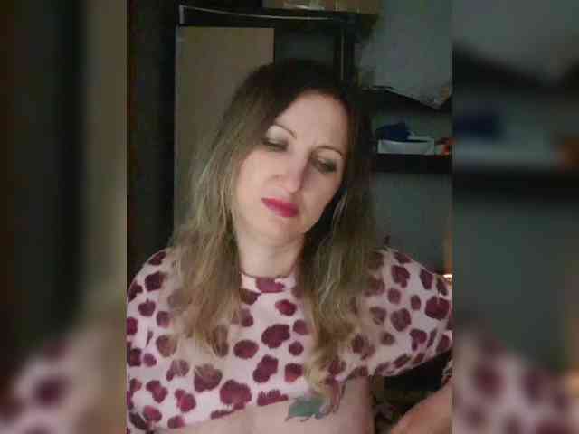 Nushka1939 Live Webcam on BongaCams