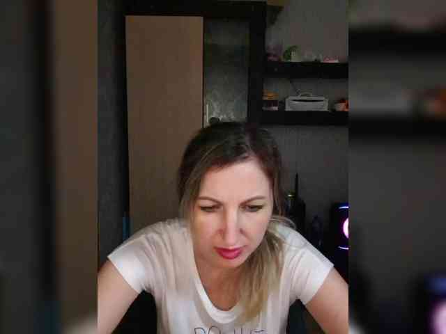 Nushka1984 webcam