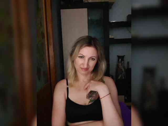 cam online Nushka1939