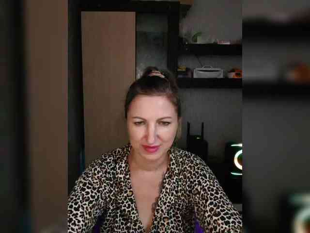 Nushka1984 webcam
