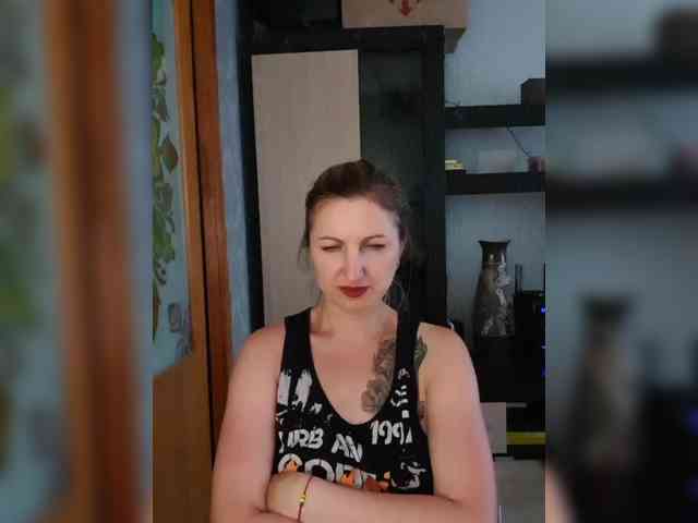 Nushka1984 webcam