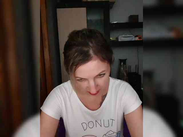Nushka1984 webcam