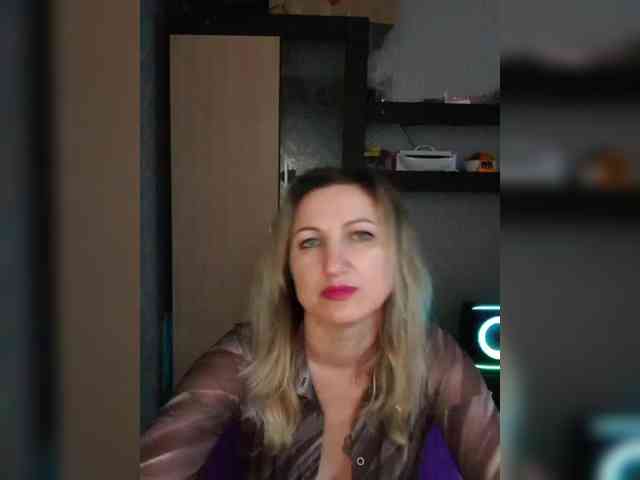 Nushka1984 webcam