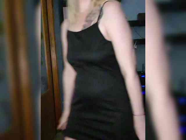 Nushka1984 webcam