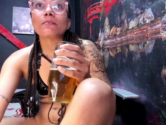 Yaumiiko's BongaCams show and profile