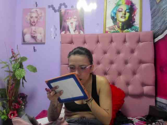 Yaumiiko webcam