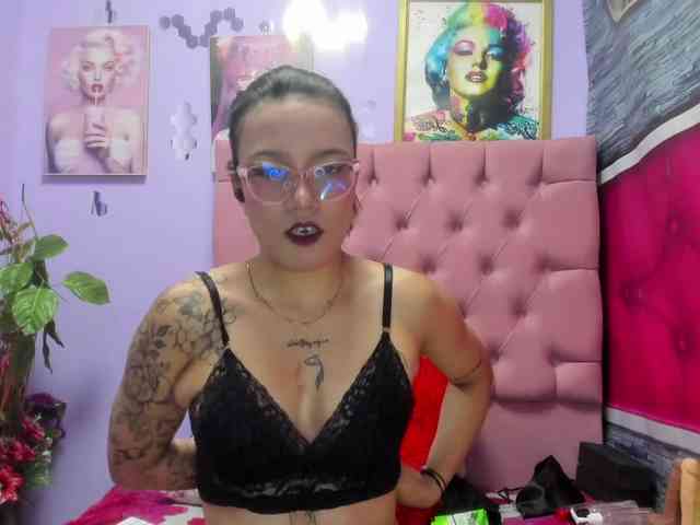 Yaumiiko webcam