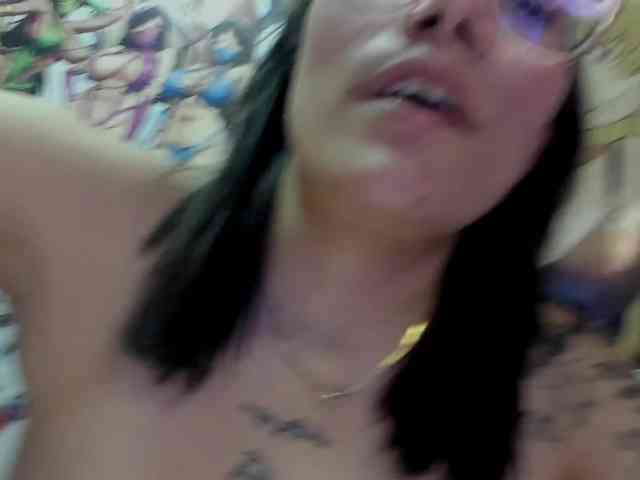Yaumiiko webcam