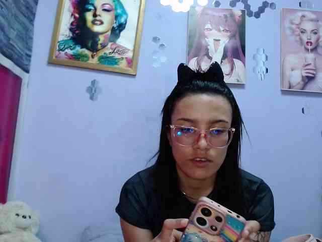 Yaumiiko webcam