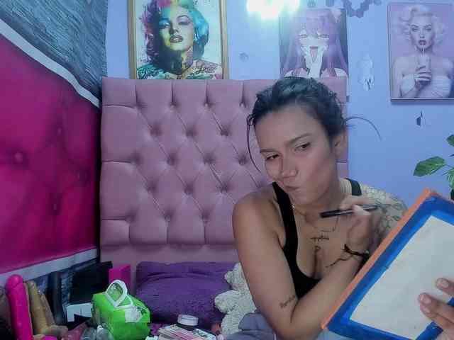 Yaumiiko webcam