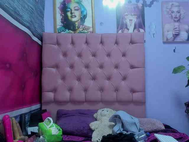 Yaumiiko webcam