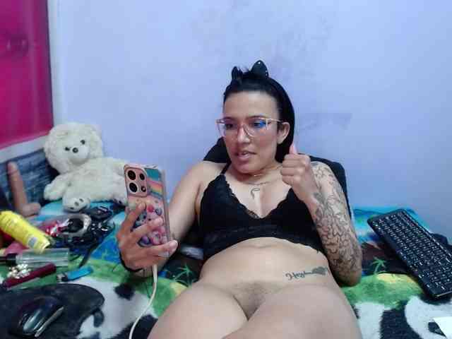 Yaumiiko webcam