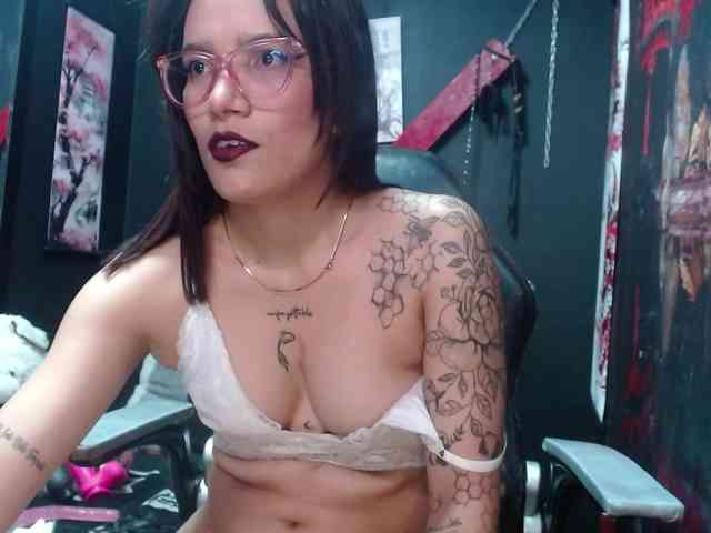 Yaumiiko webcam