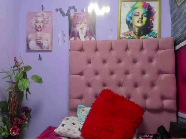 Yaumiiko webcam