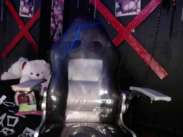 Yaumiiko webcam