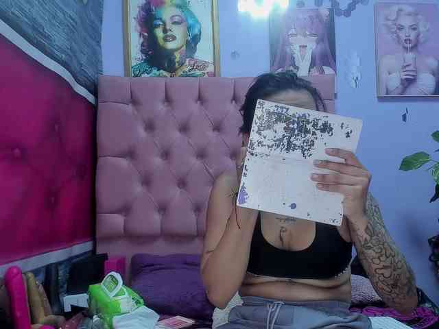 Yaumiiko webcam