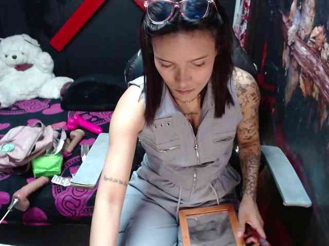 Yaumiiko webcam