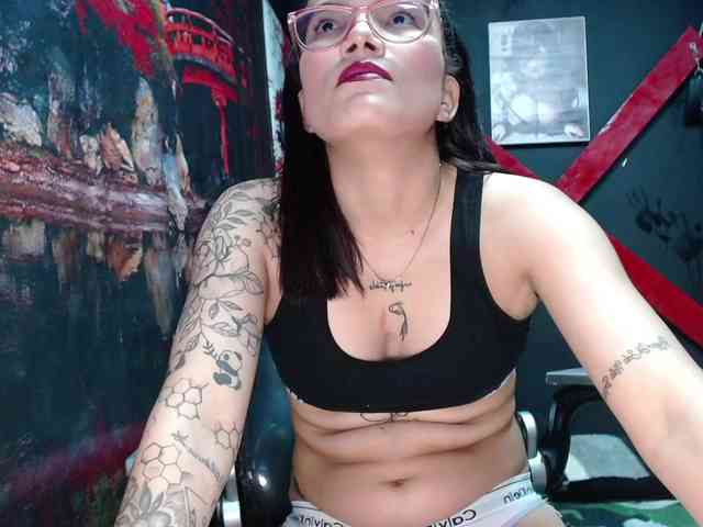 Yaumiiko webcam