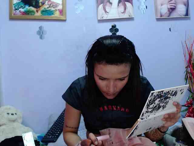 Yaumiiko webcam