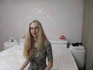 LizzieBrait Porn Show